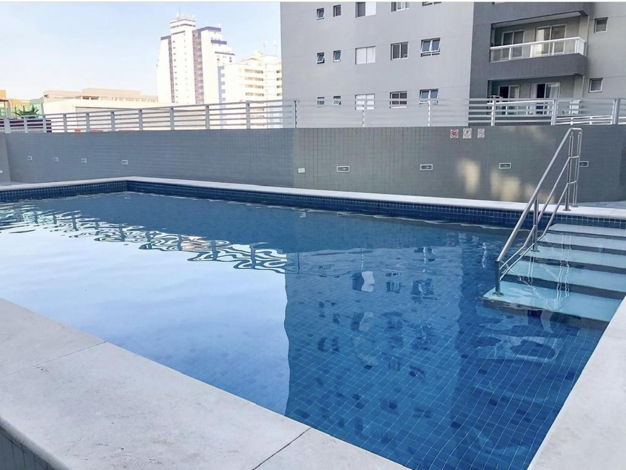 Apto Otima Localizacao A 100M Da Praia, Piscina, Ar Condicionado, Garagem E Portaria 24H ปรายากรันเด ภายนอก รูปภาพ